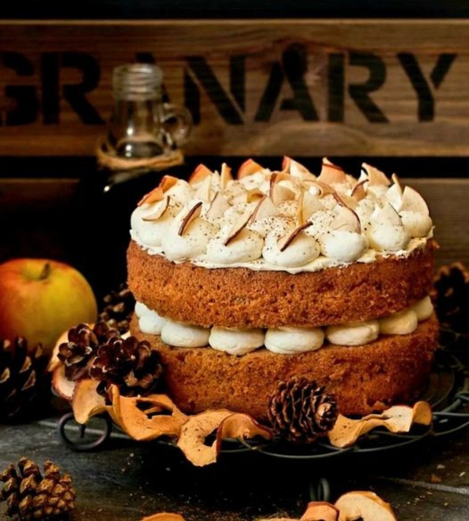 Featured image for Autumn Cake Baking & Decorating Class