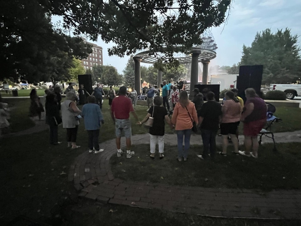 Featured image for Worship and Prayer in the Park 