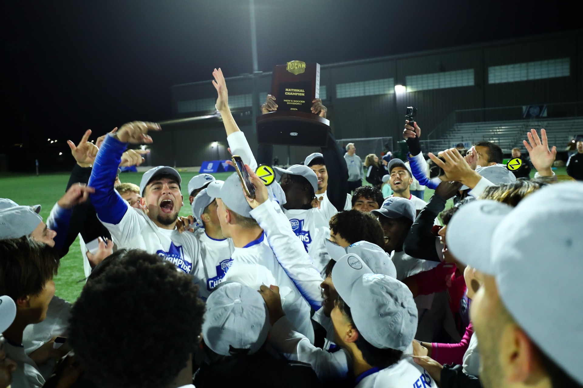 Iowa Western Men's Soccer Celebrates